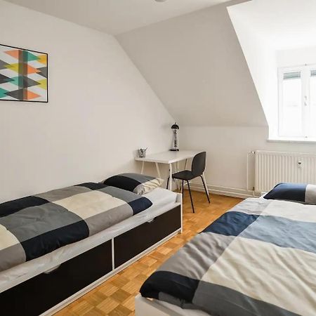 Strict City Apartments Любляна Экстерьер фото