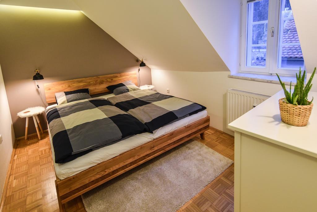Strict City Apartments Любляна Экстерьер фото